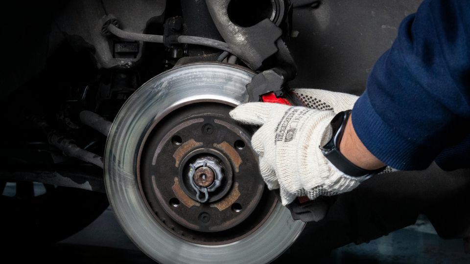 5 Signs Your Brakes Need Attention | Your Local Mechanic Blog | Your ...